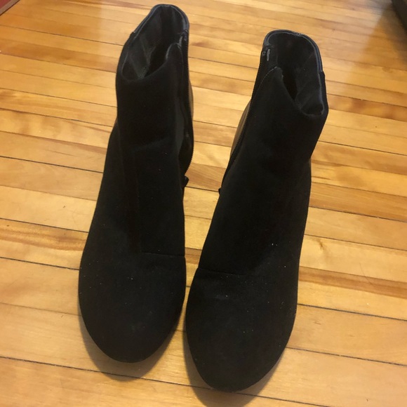 Black Heeled Booties - Picture 2 of 3